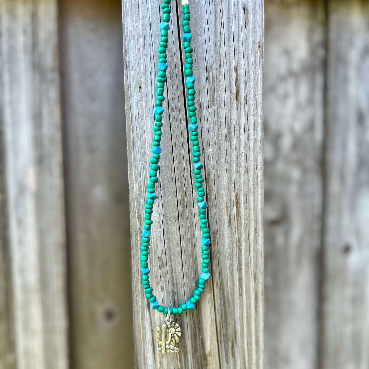 Beaded Necklace in Green and Turquoise Blue