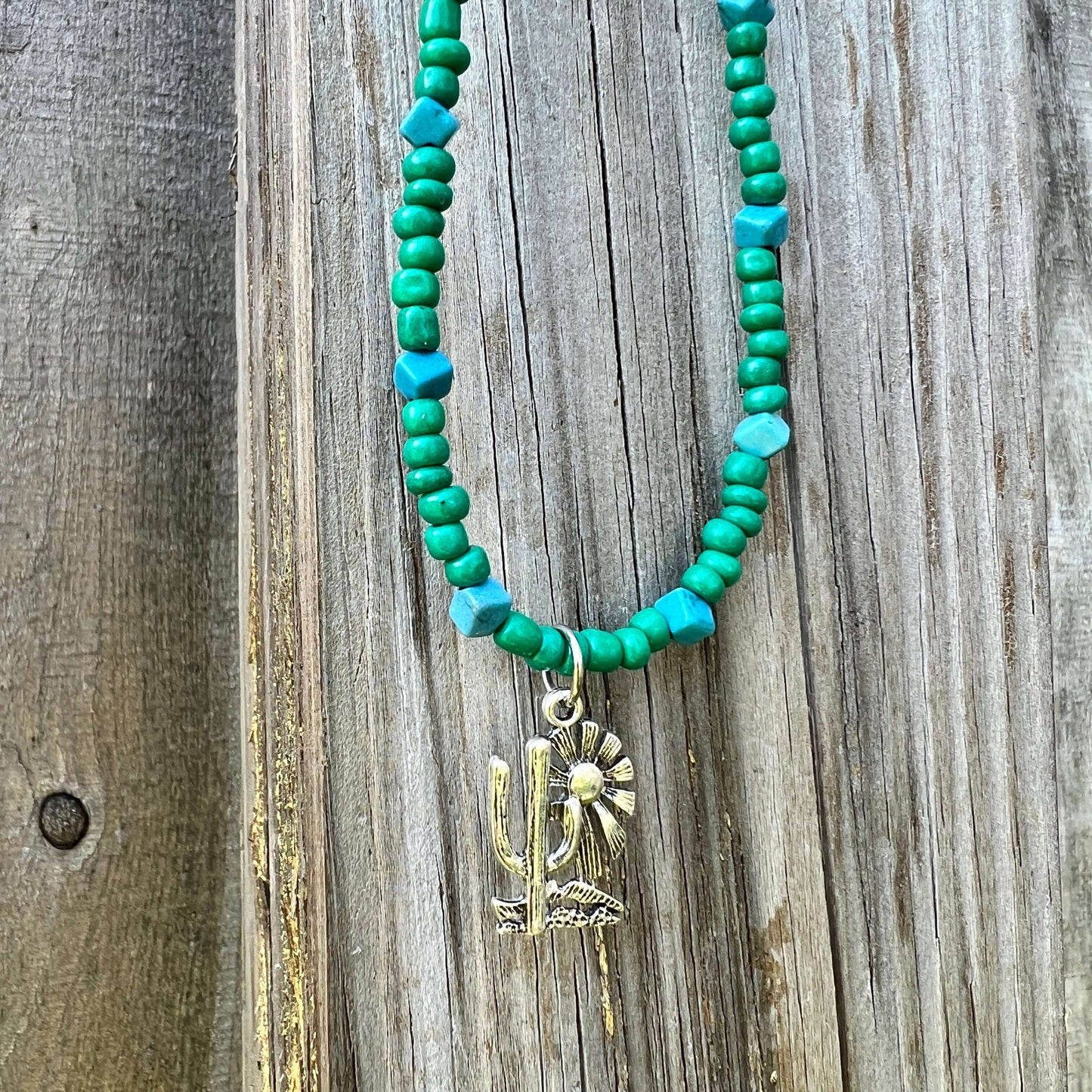 Beaded Necklace in Green and Turquoise Blue
