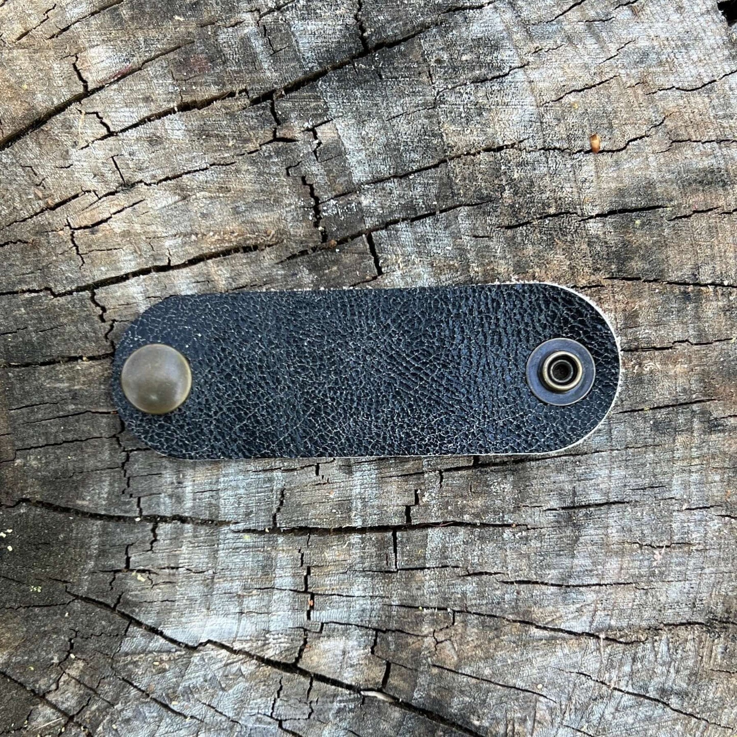 leather bandana slide in black