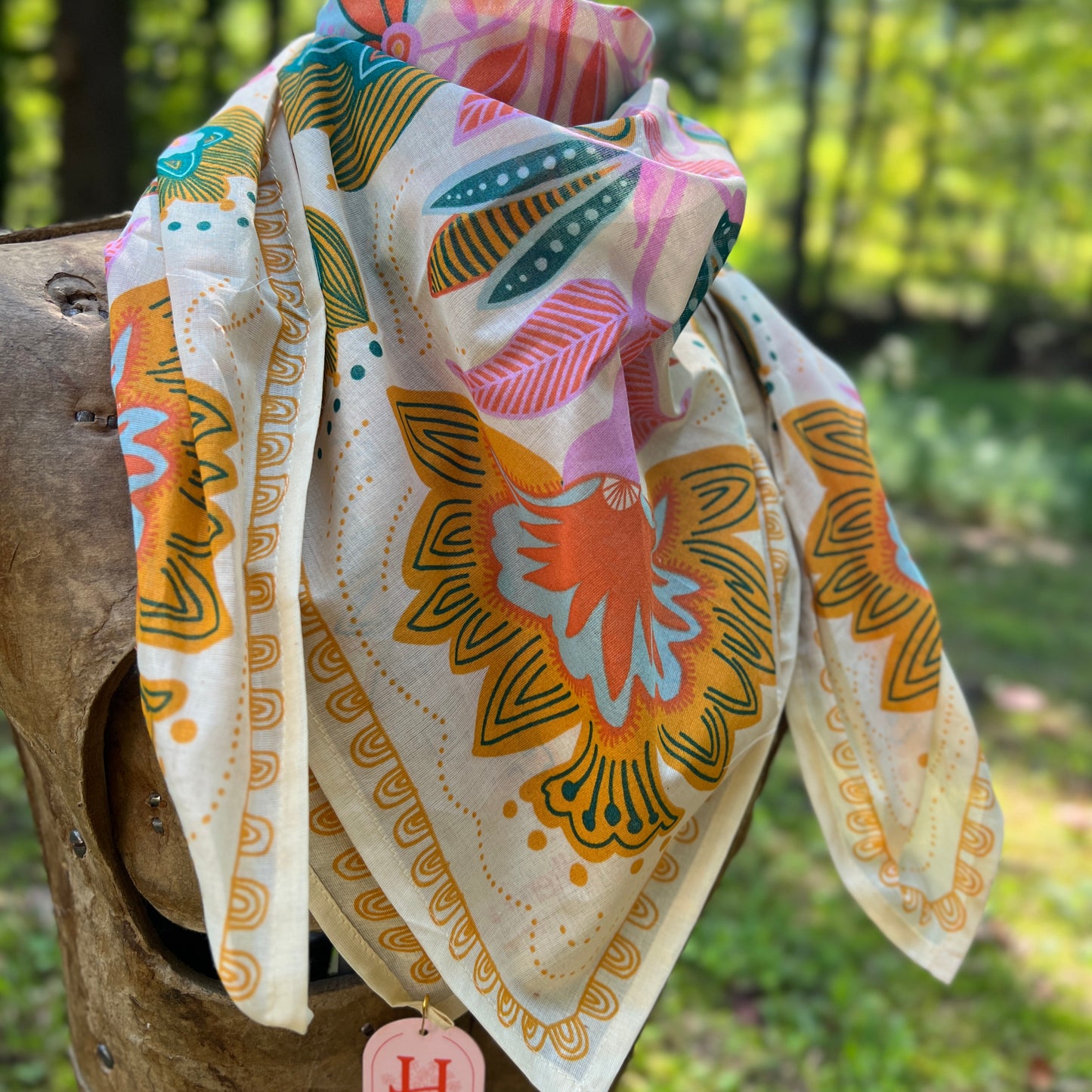 34" Wild Rag Ingrid Bandana
