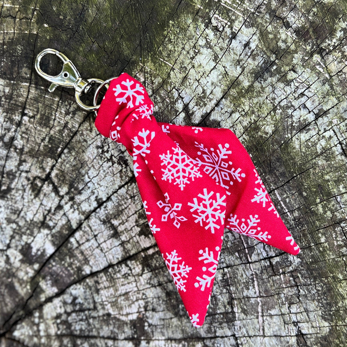 red and white snowflake print mini scarf keychain