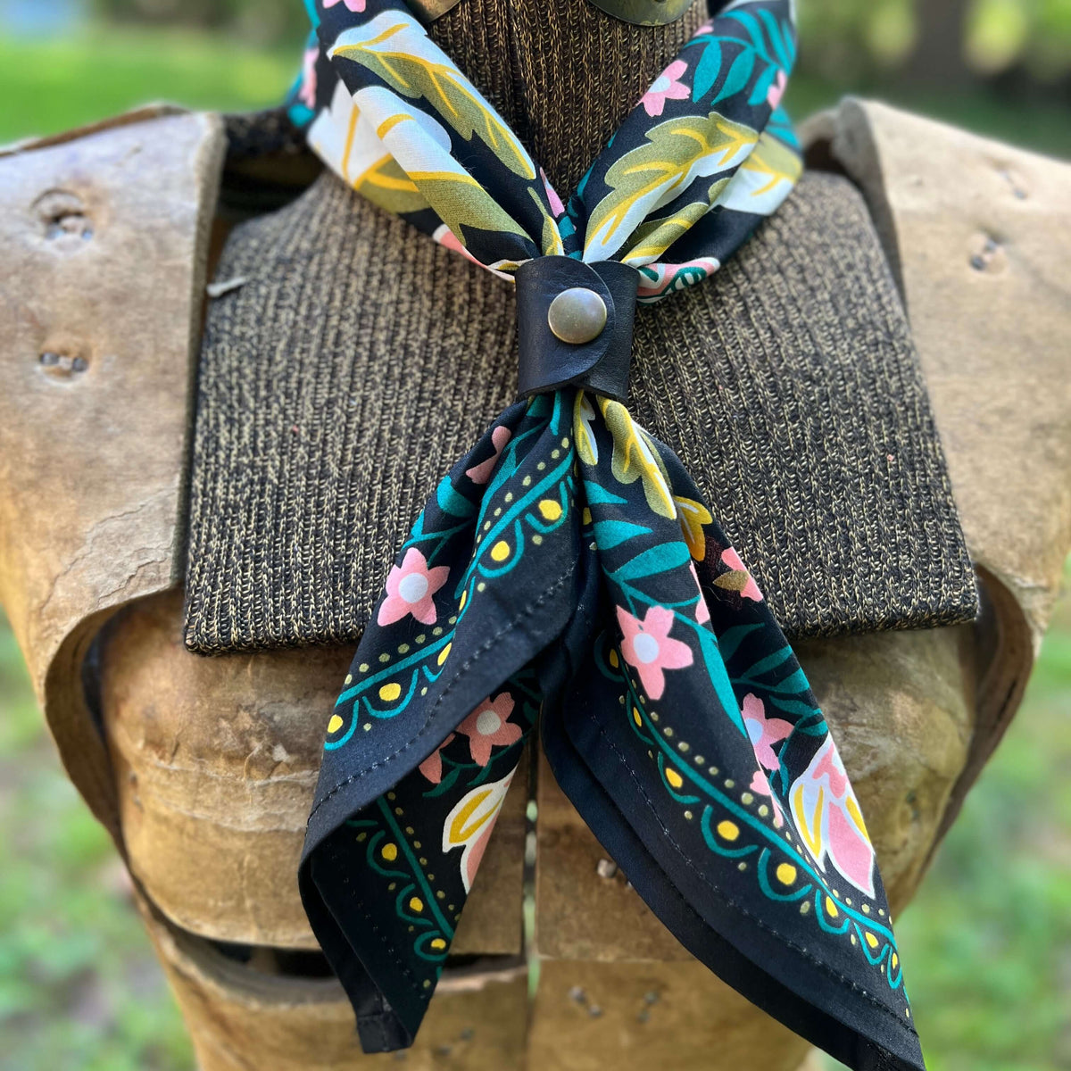 Bandana Scarf No. 056 Betty Bandana