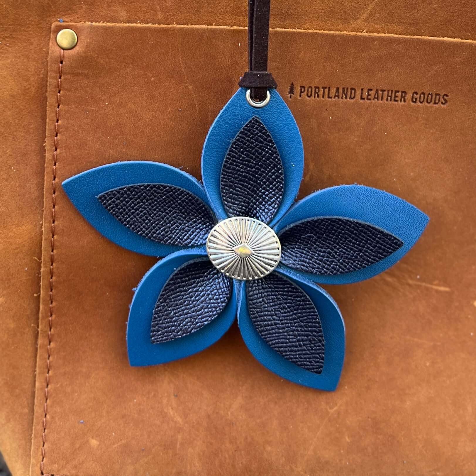 Leather Flower Bag Charm - Large Flower with Loop - BlueLeather purse charms are a great way to update your handbag, purse or tote. Each flower is crafted with leather petals securely sewn and glued together and accented with buttons in the center. Flower