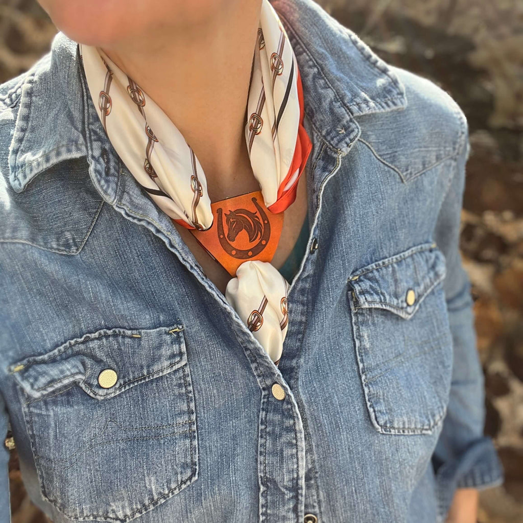 Bandana Slide Triangle - Antiqued Saddle Tan Leather - Horseshoe