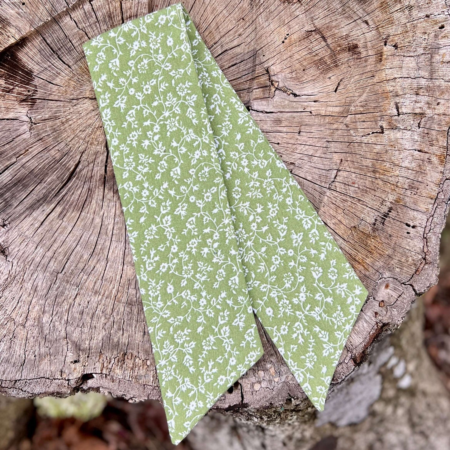 Slim Floral Scarf - Green Floral Vines