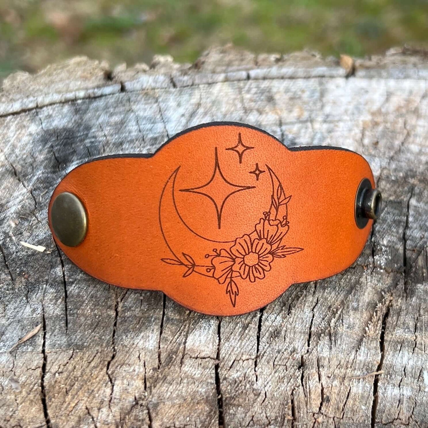 Leather Bandana Slide - Moon and Stars saddle tan