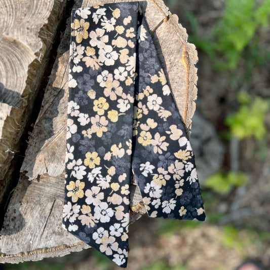 purse scarf in black, tan and gold floral