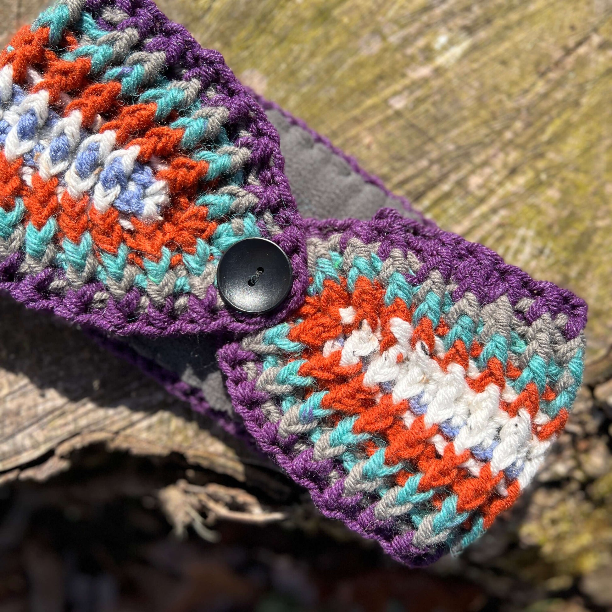 ear warmer with fleece lining in color stripes
