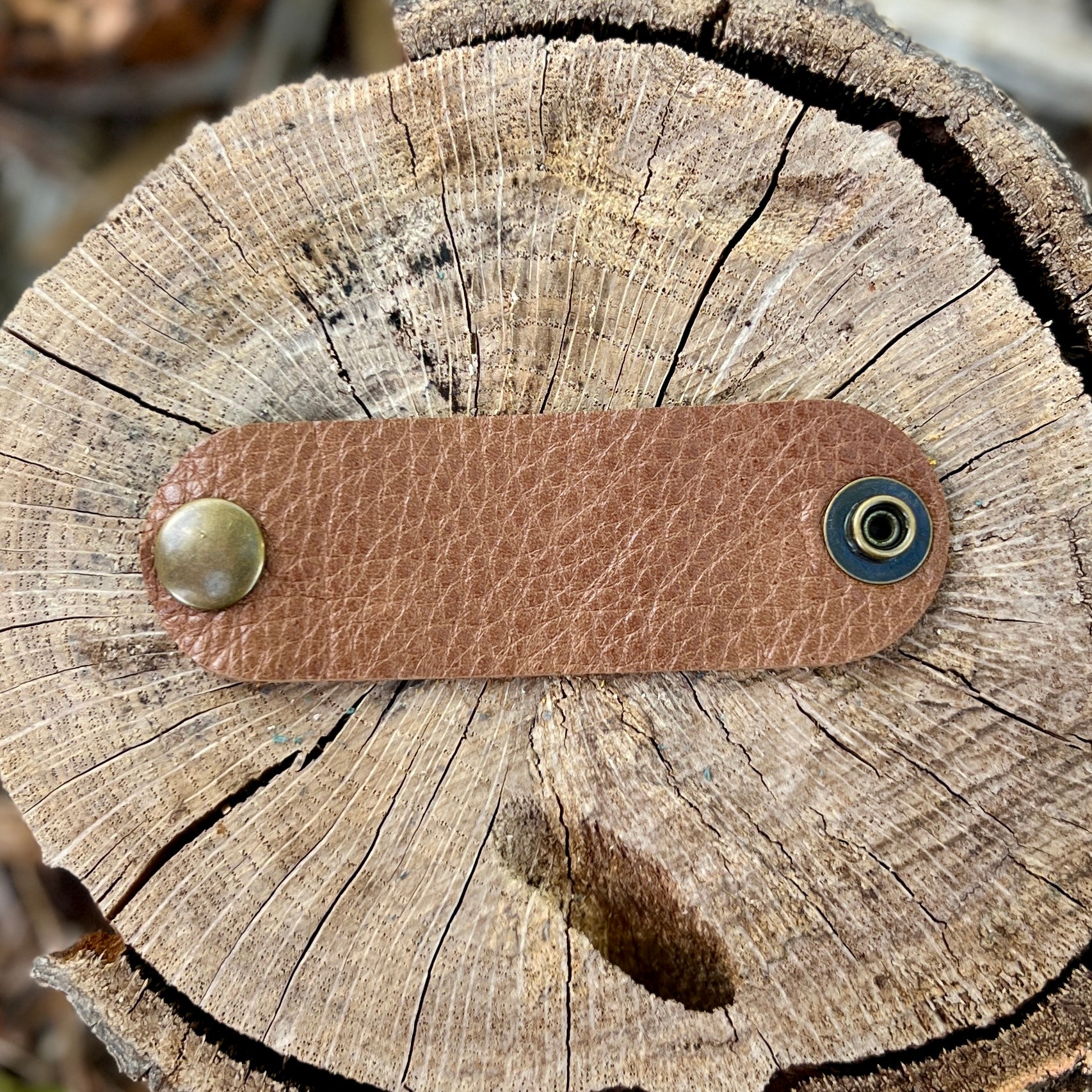 leather bandana slide in chestnut brown