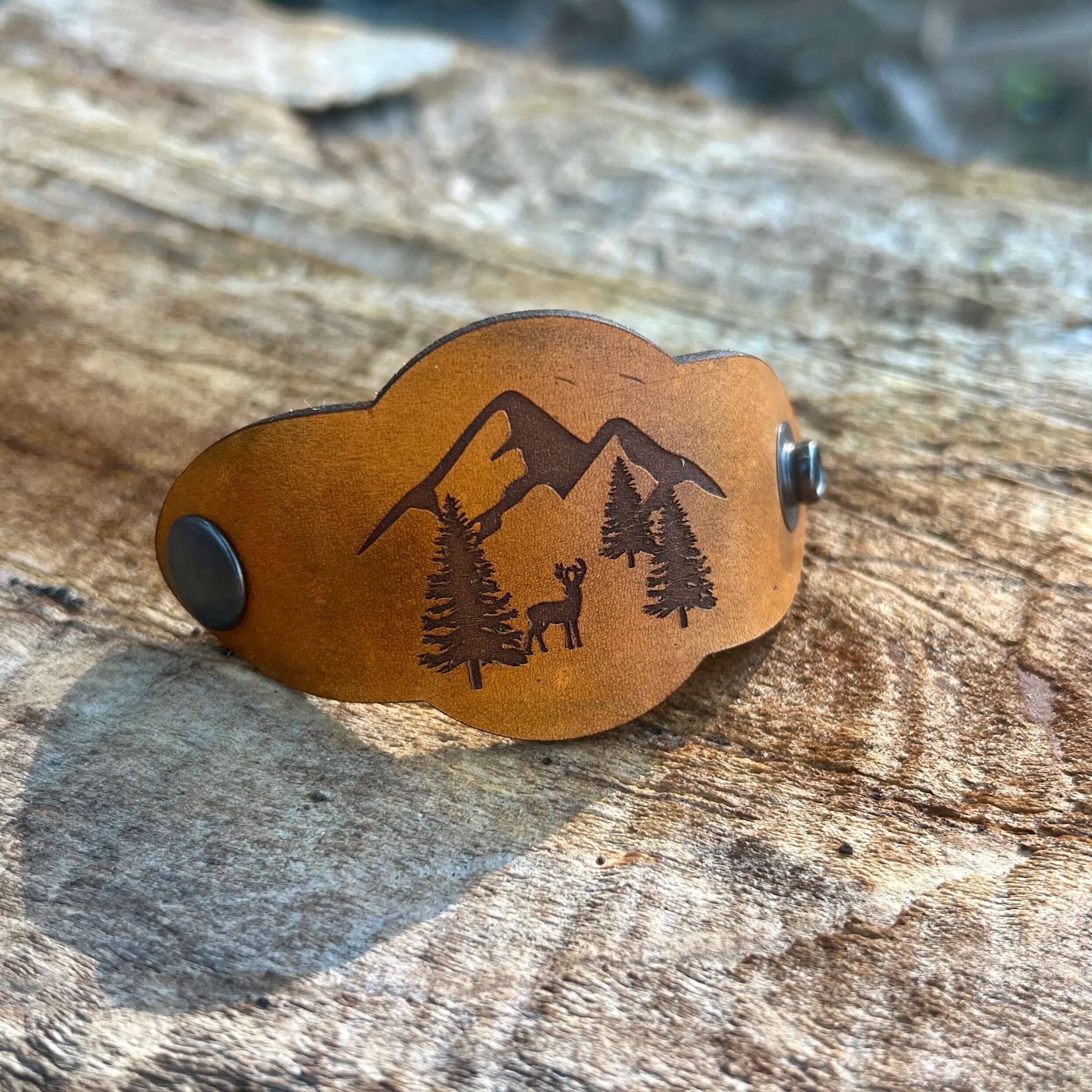 Bandana Slide - Vintage Tan Leather - Mountains
