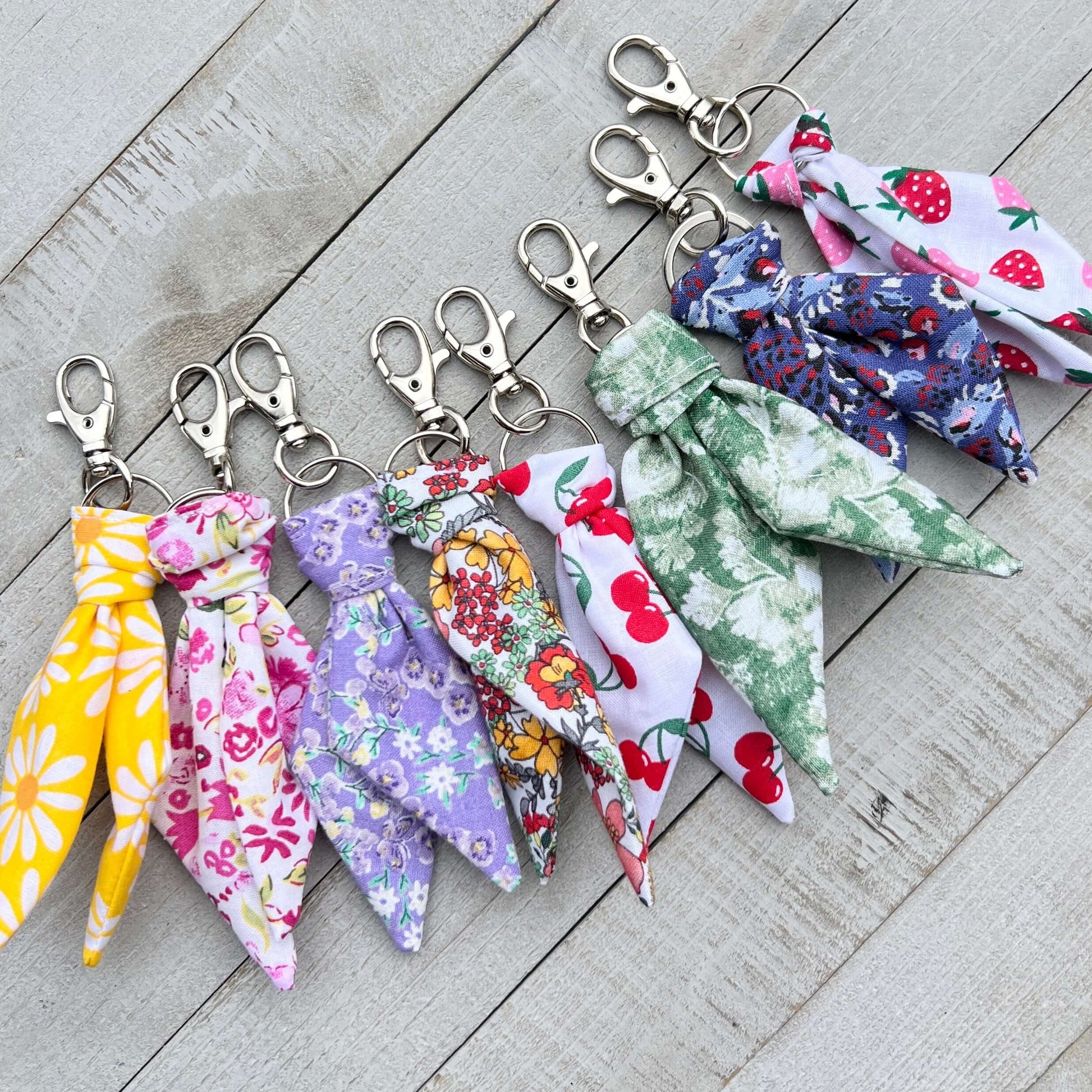 mini scarf key chain in floral cotton on nickel tone clip