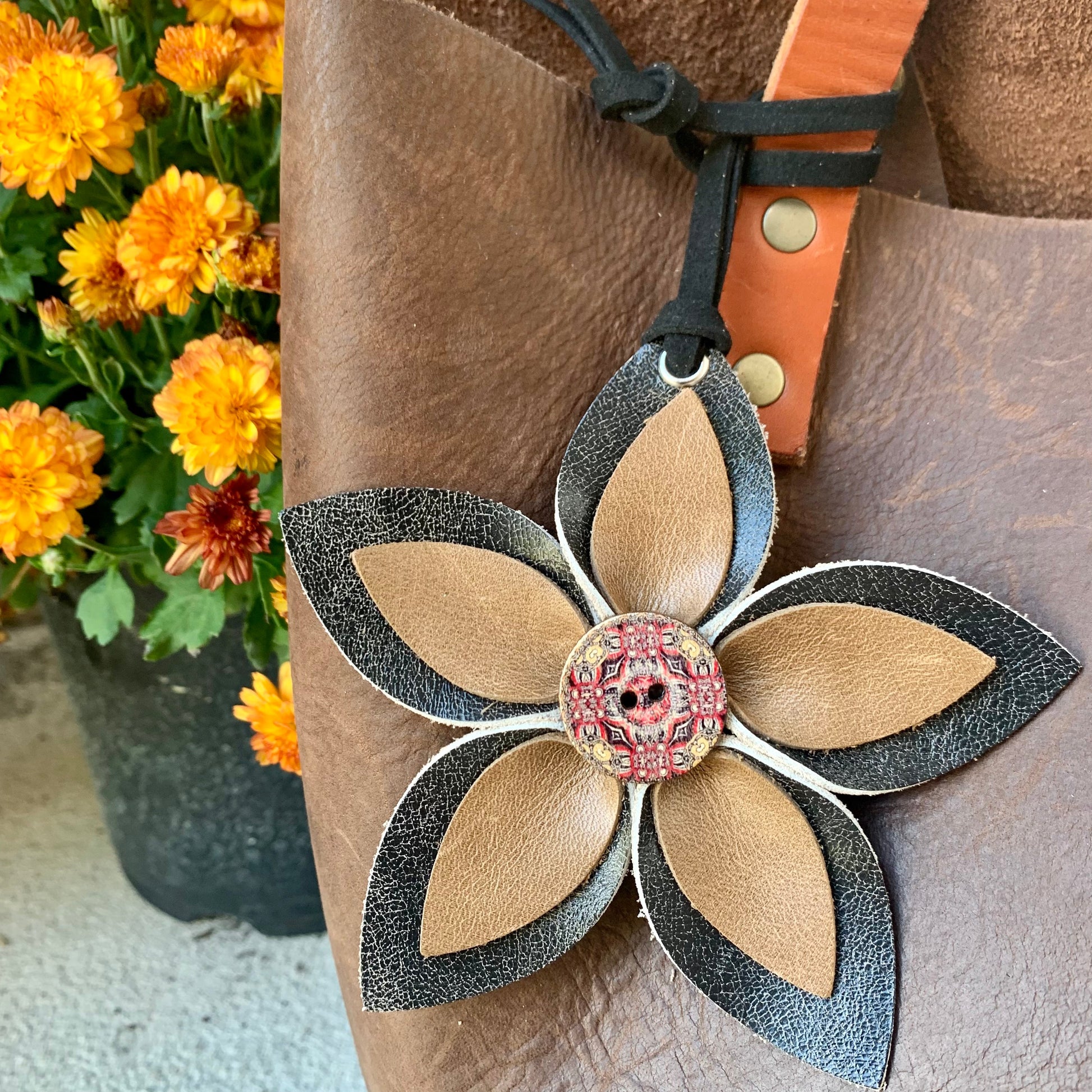 Leather Purse Charms - Colorful Flowers – lindsaystreemdesigns